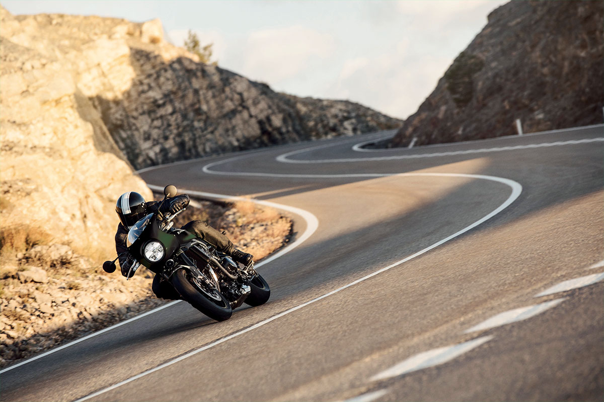 Kawasaki Z900RS CAFE