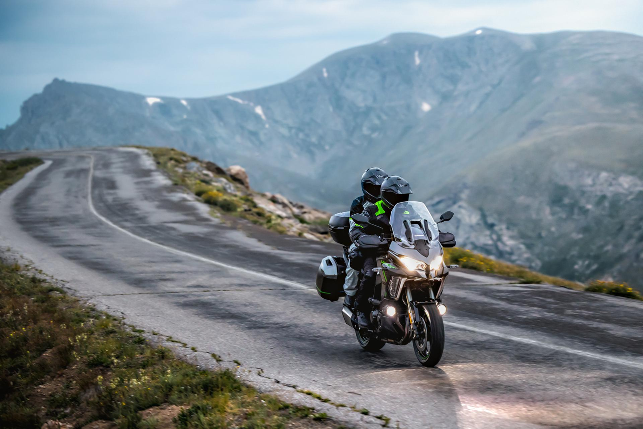 Kawasaki VERSYS 1100 SE GRAND TOURER