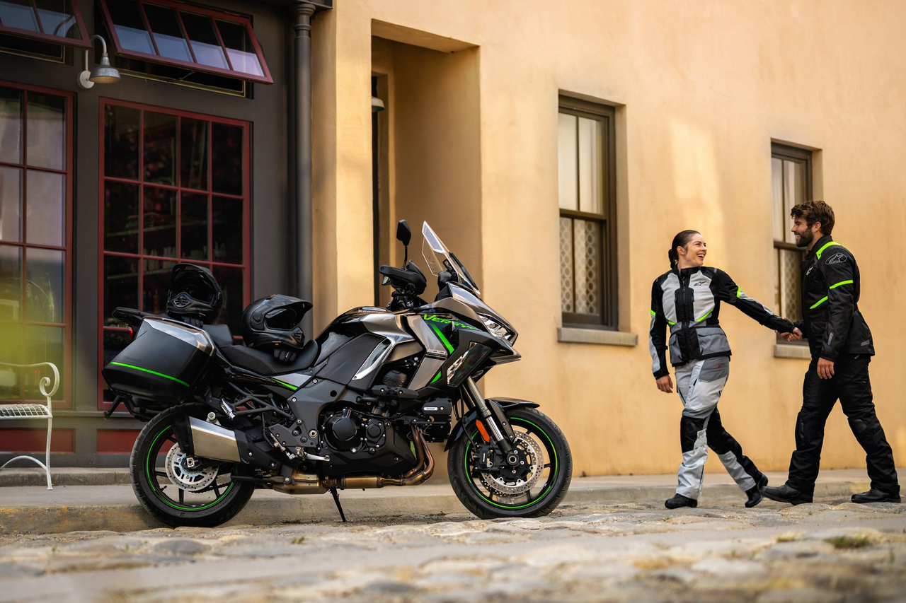 Kawasaki VERSYS 1100 SE GRAND TOURER