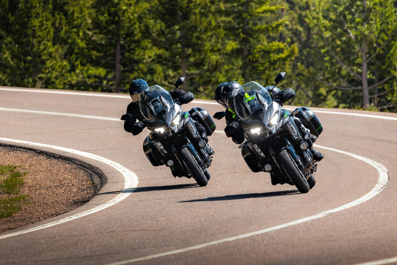 Kawasaki VERSYS 1100 SE GRAND TOURER