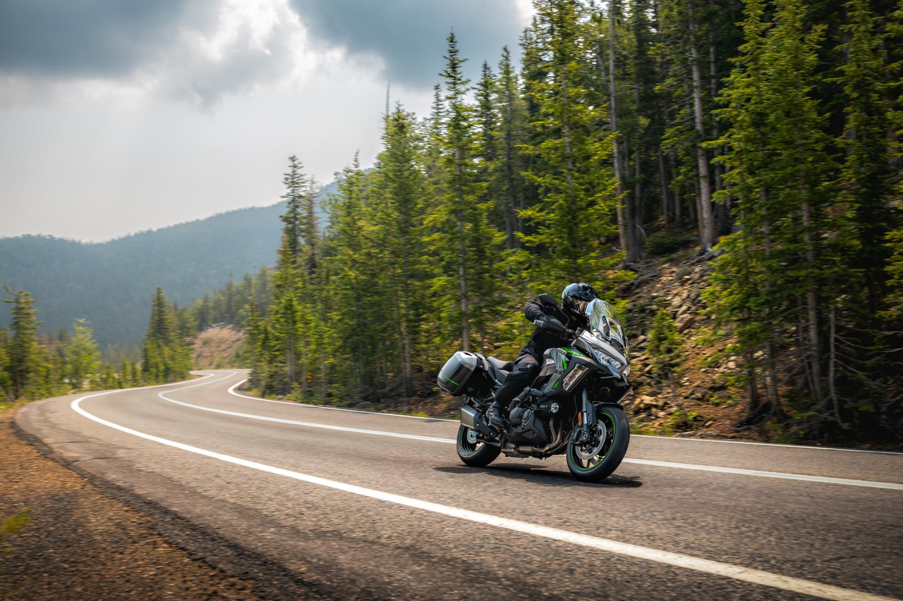 Kawasaki VERSYS 1100 SE GRAND TOURER