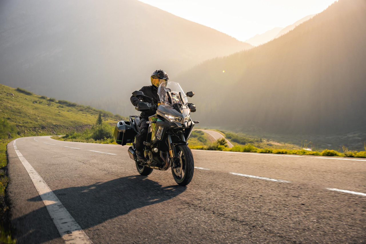 Kawasaki VERSYS 1100 SE GRAND TOURER
