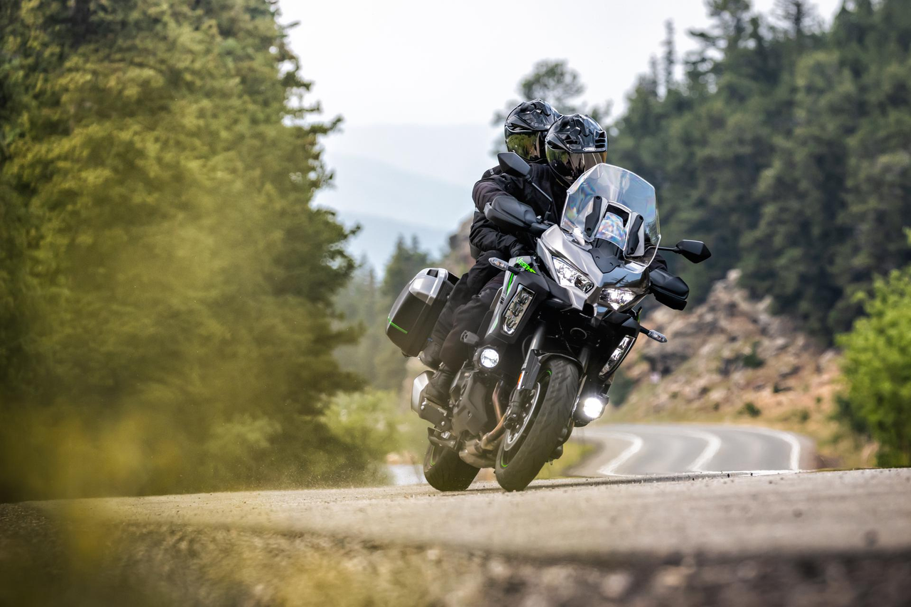 Kawasaki VERSYS 1100 SE GRAND TOURER